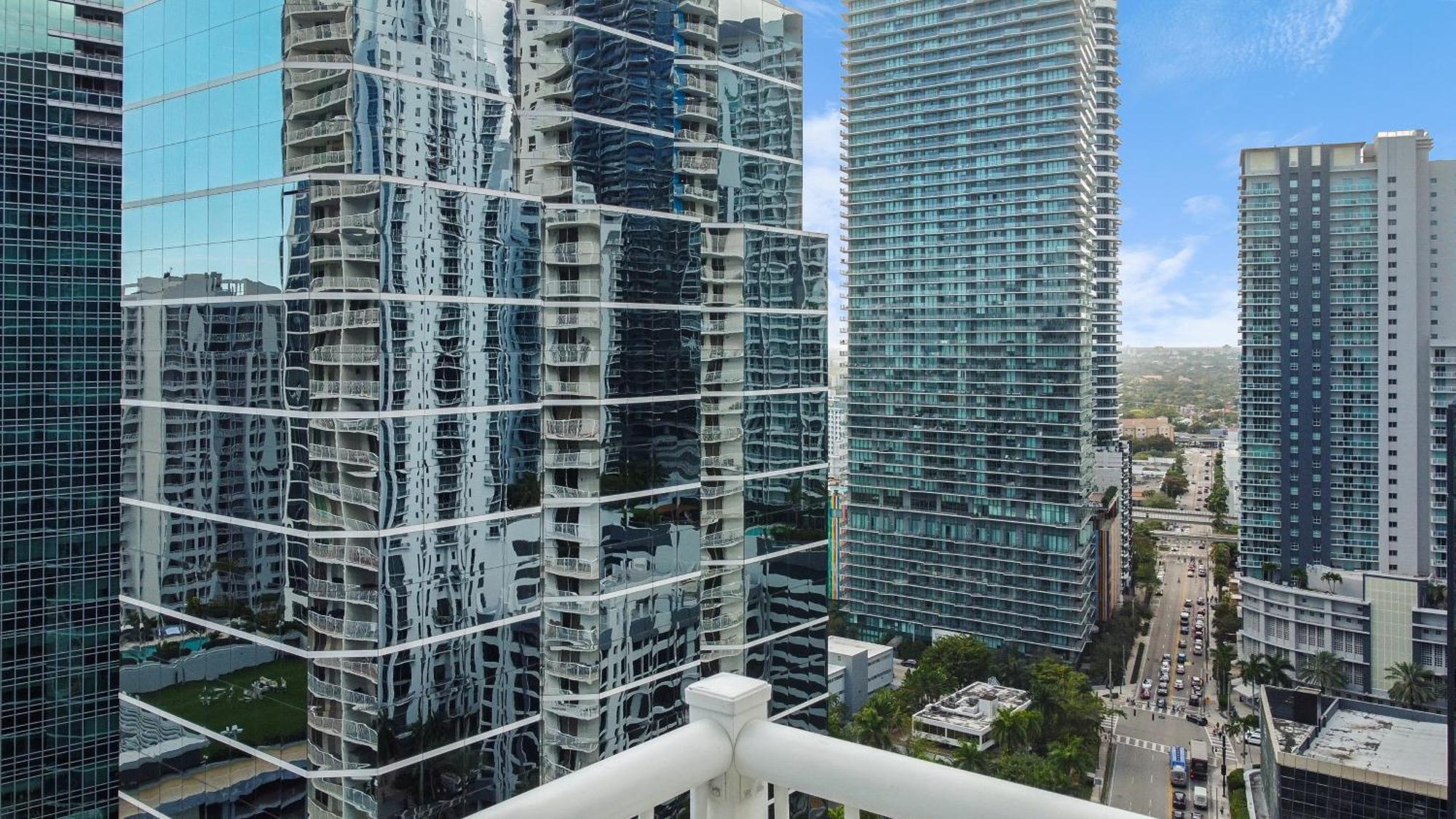 Upscale Brickell 3 Bedroom With Water Views And Free Parking 마이애미 외부 사진