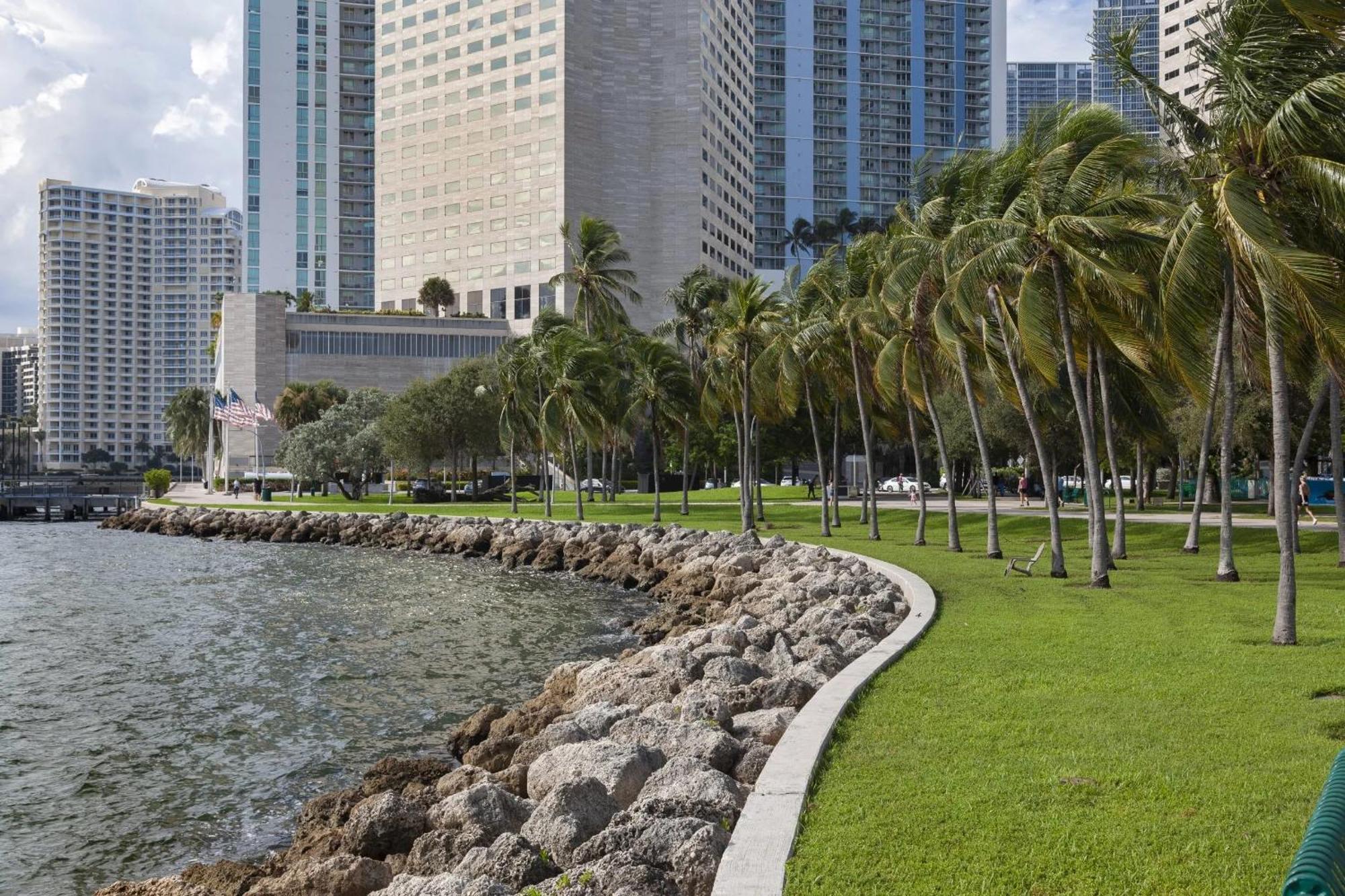 Upscale Brickell 3 Bedroom With Water Views And Free Parking 마이애미 외부 사진
