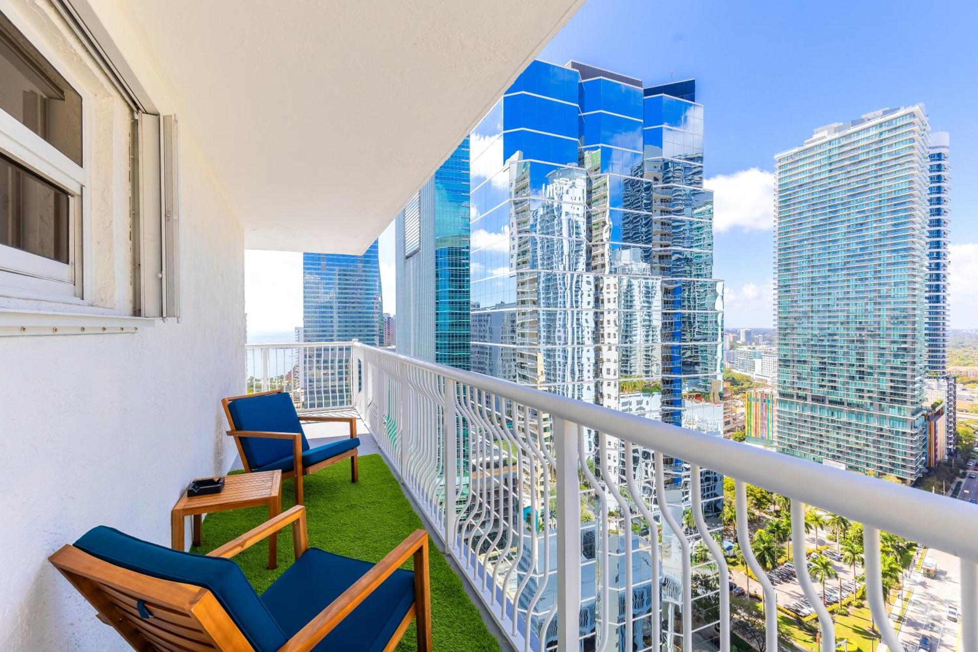 Upscale Brickell 3 Bedroom With Water Views And Free Parking 마이애미 외부 사진