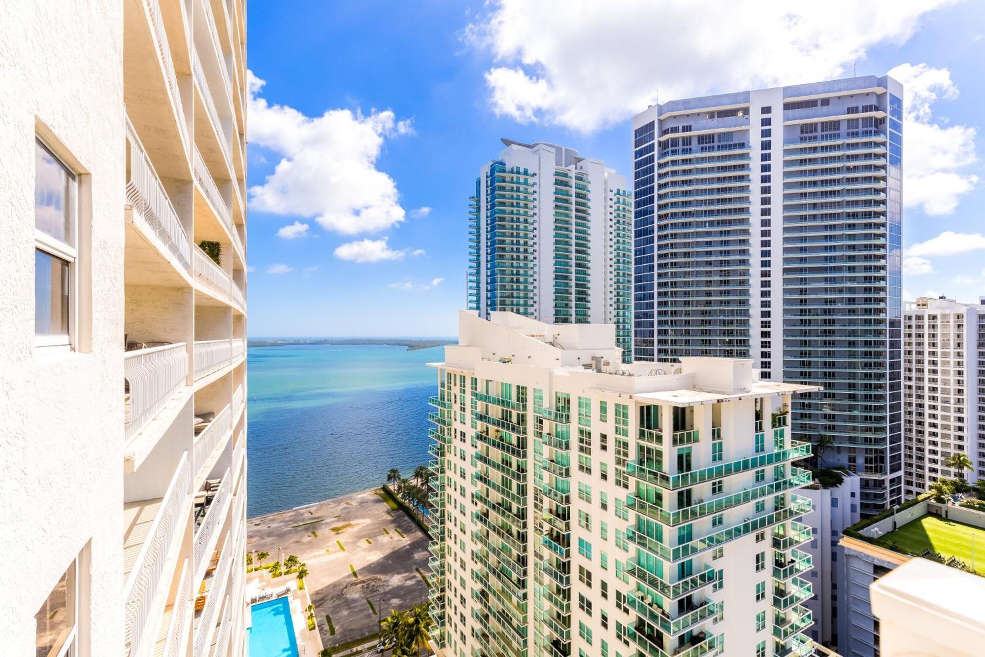 Upscale Brickell 3 Bedroom With Water Views And Free Parking 마이애미 외부 사진