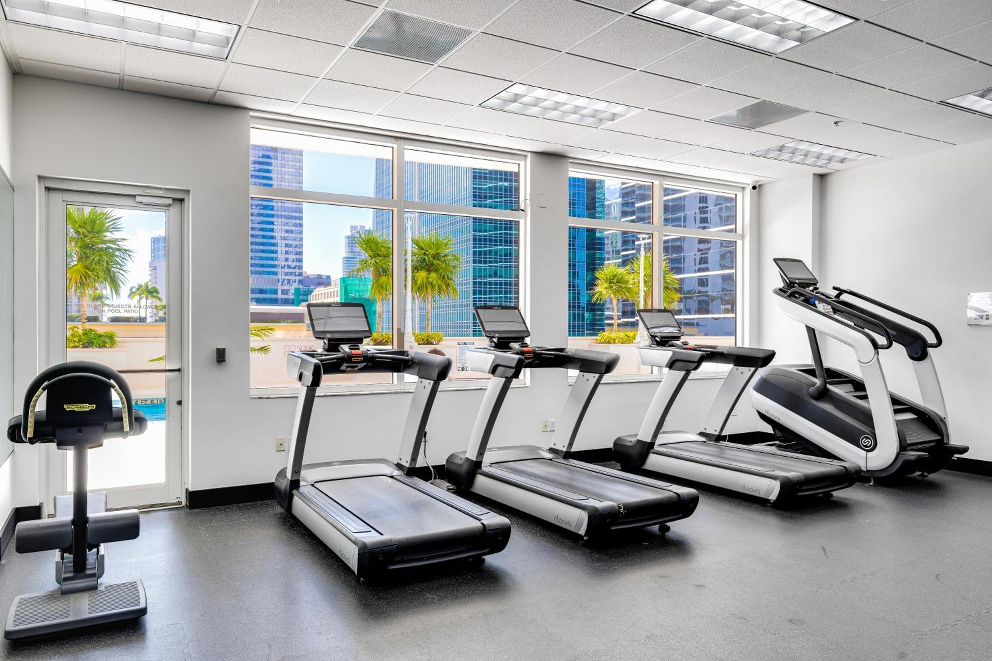Upscale Brickell 3 Bedroom With Water Views And Free Parking 마이애미 외부 사진